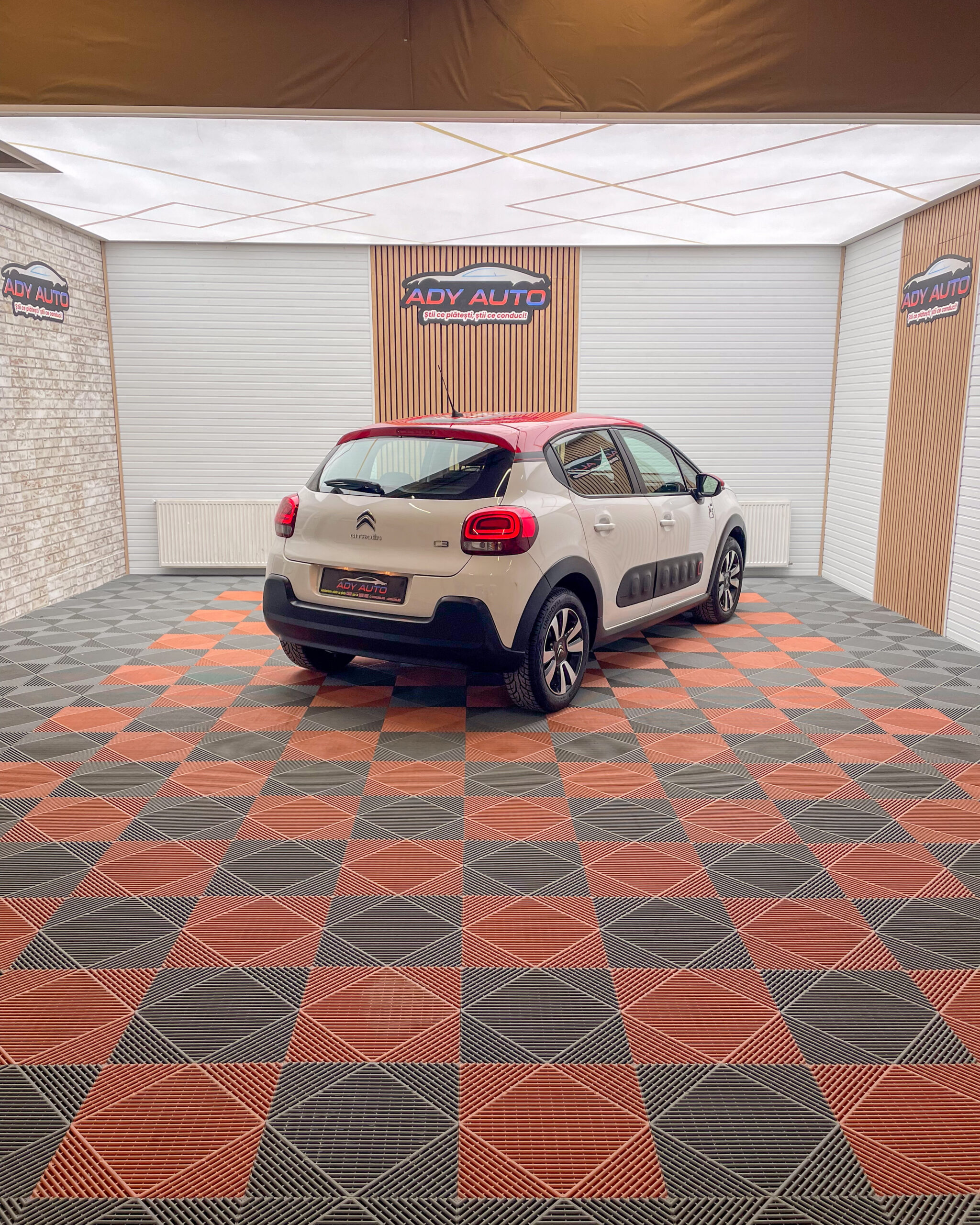 CITROEN C3 . 1,2 Benzina . An 2018 . Km 120 345 . RAR + ITP .Livrare Gratis In Toata Tara . Garantie 12 Luni . Km Certificati . Buy Back ( Schimburi Auto ) 