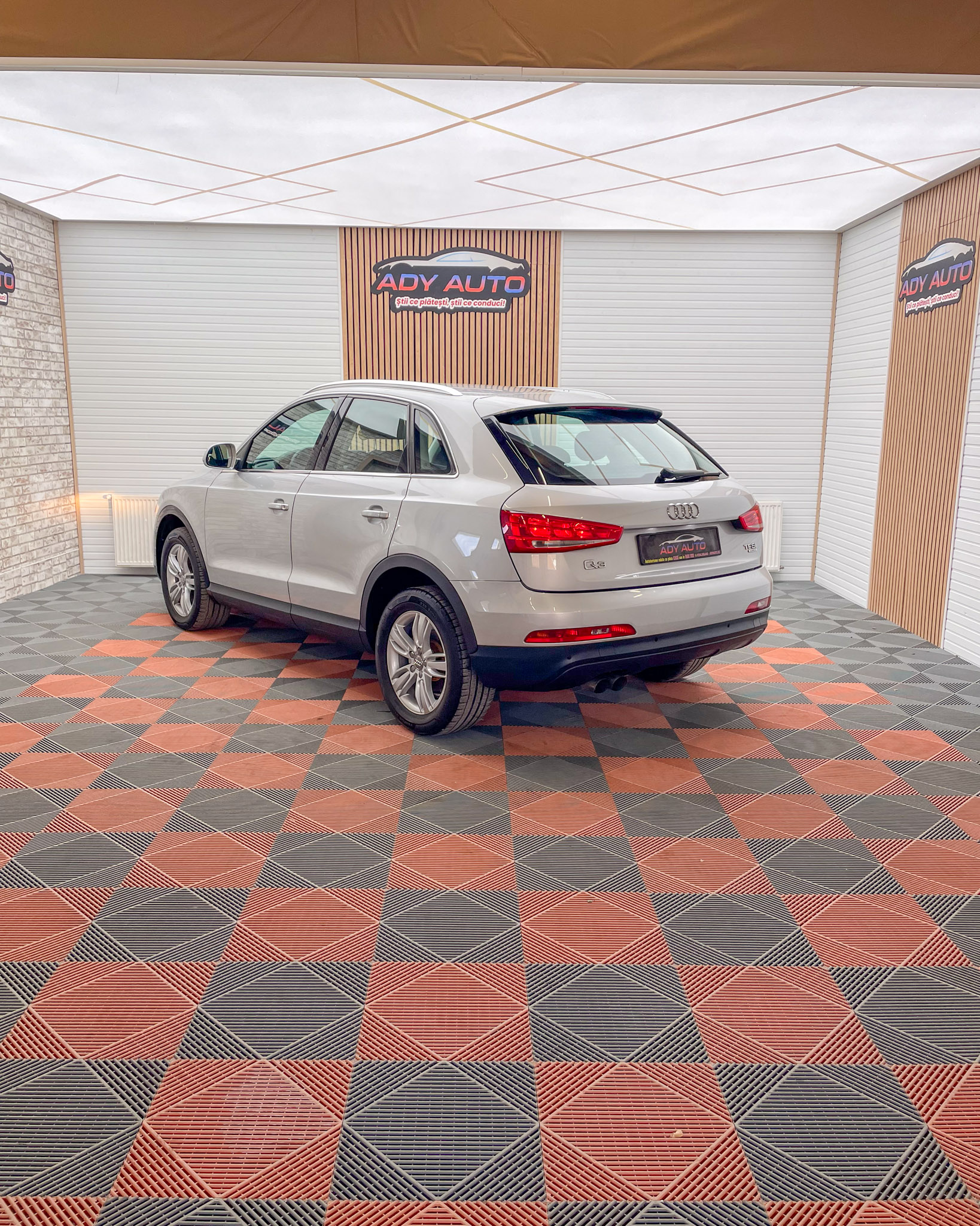 Audi Q3 . 2,0 Tfsi . 170 Cp . Quattro ( 4x4 ). RAR + ITP . TVA INCLUS & DEDUCTIBIL( Pentru Societati ) 