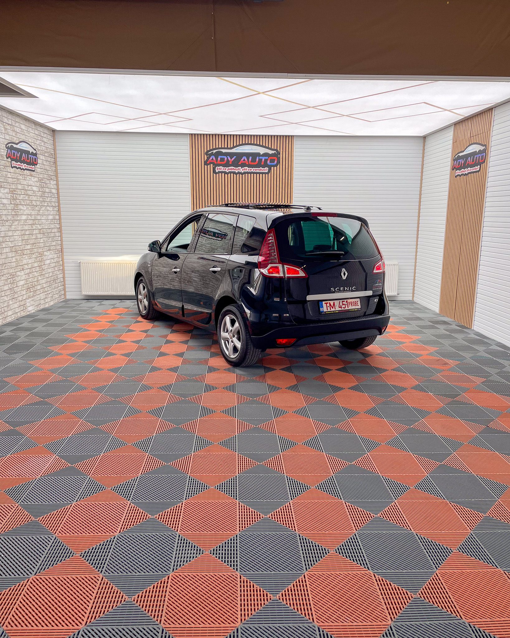 RENAULT SCENIC , 1.9 DIESEL. 131 Cp EURO 5 . PANORAMIC. RAR + ITP . Garantie 12 Luni. Buy-back. Livrare Gratuita 100 KM
