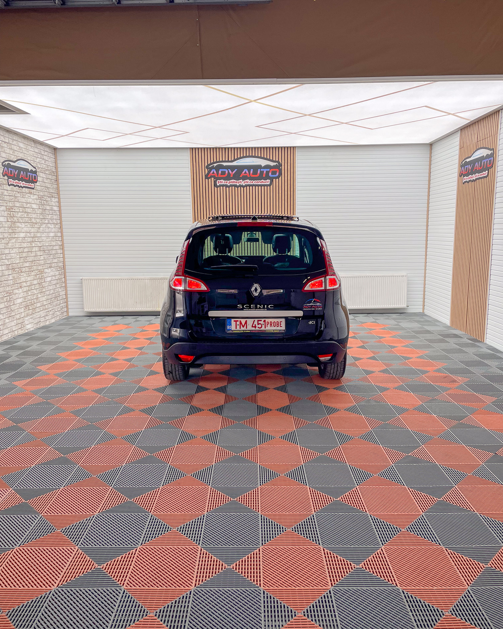 RENAULT SCENIC , 1.9 DIESEL. 131 Cp EURO 5 . PANORAMIC. RAR + ITP . Garantie 12 Luni. Buy-back. Livrare Gratuita 100 KM