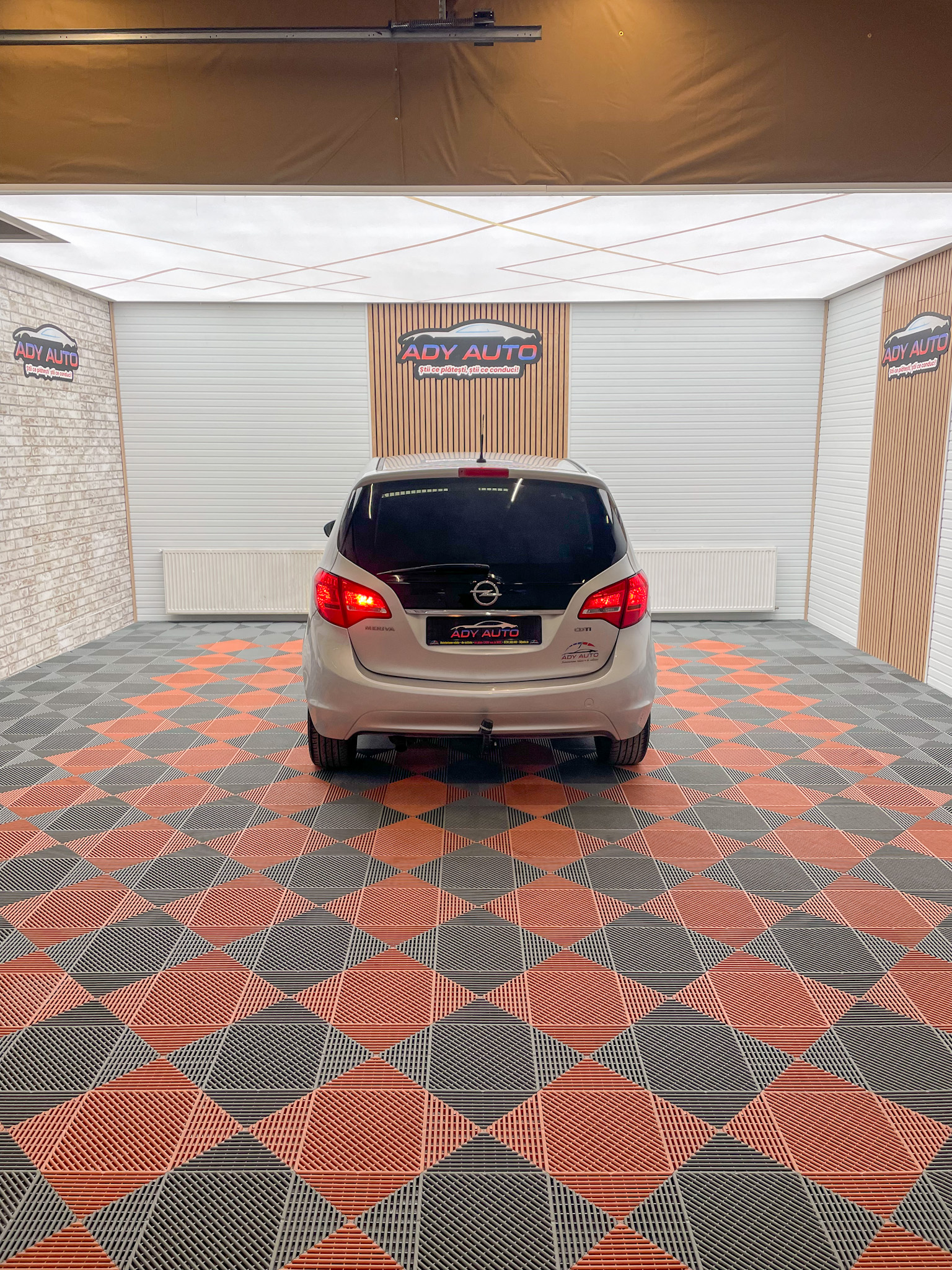 OPEL MERIVA, 1.7 DIESEL, 2011 / 05, EURO 5 . RAR + ITP . Garantie 12 Luni . Livrare Gratis 100 Km