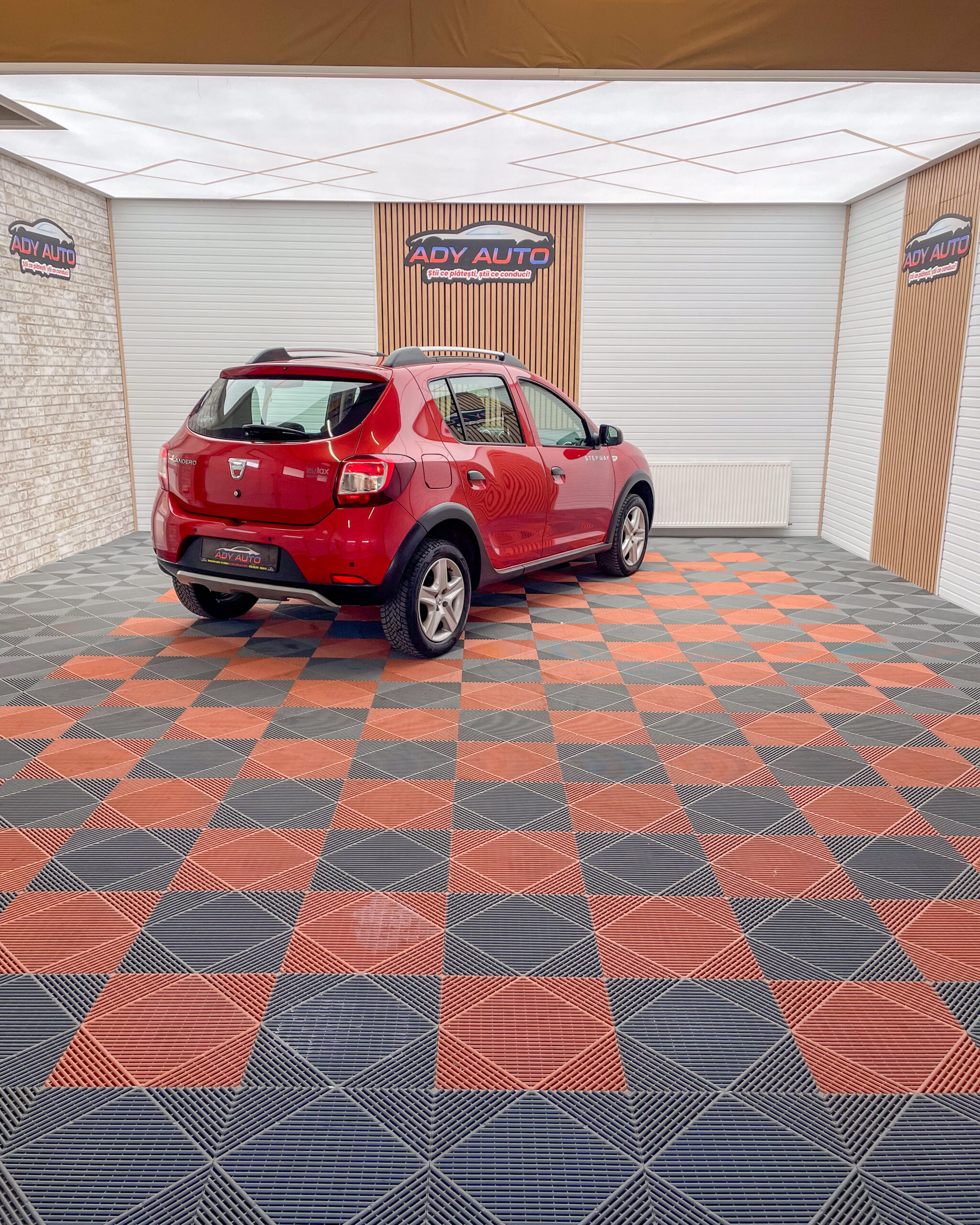 DACIA SANDERO STEPWAY . 1,5 DCI - Euro 6 . An 2015 / Noiembrie . RAR + ITP . Garantie 12 Luni . Buy-back