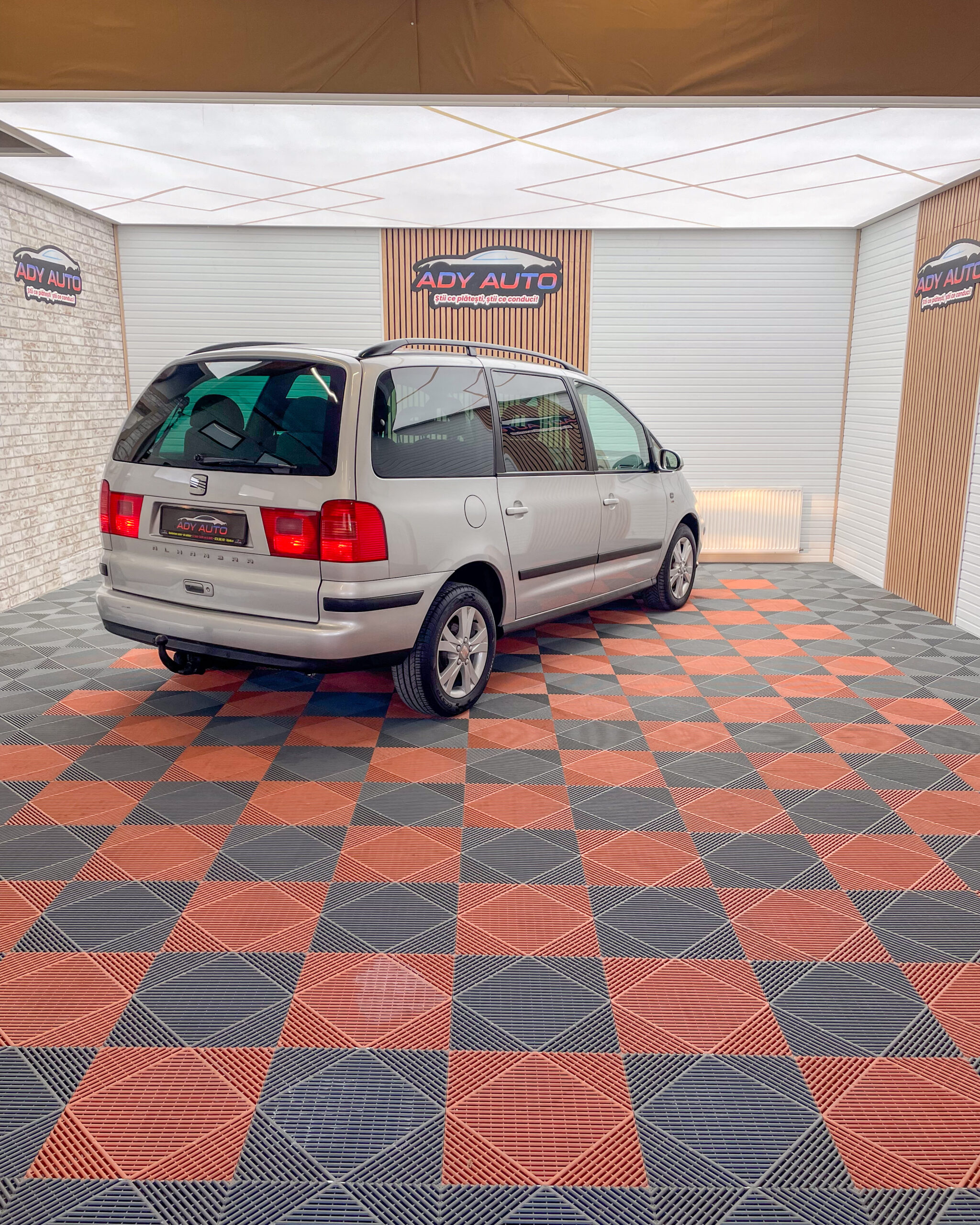 SEAT ALHAMBRA "Best Of Vigo", 7 LOCURI, 2010/05, RAR + ITP . Garantie 12 Luni, Buy-back, Rate Fixe