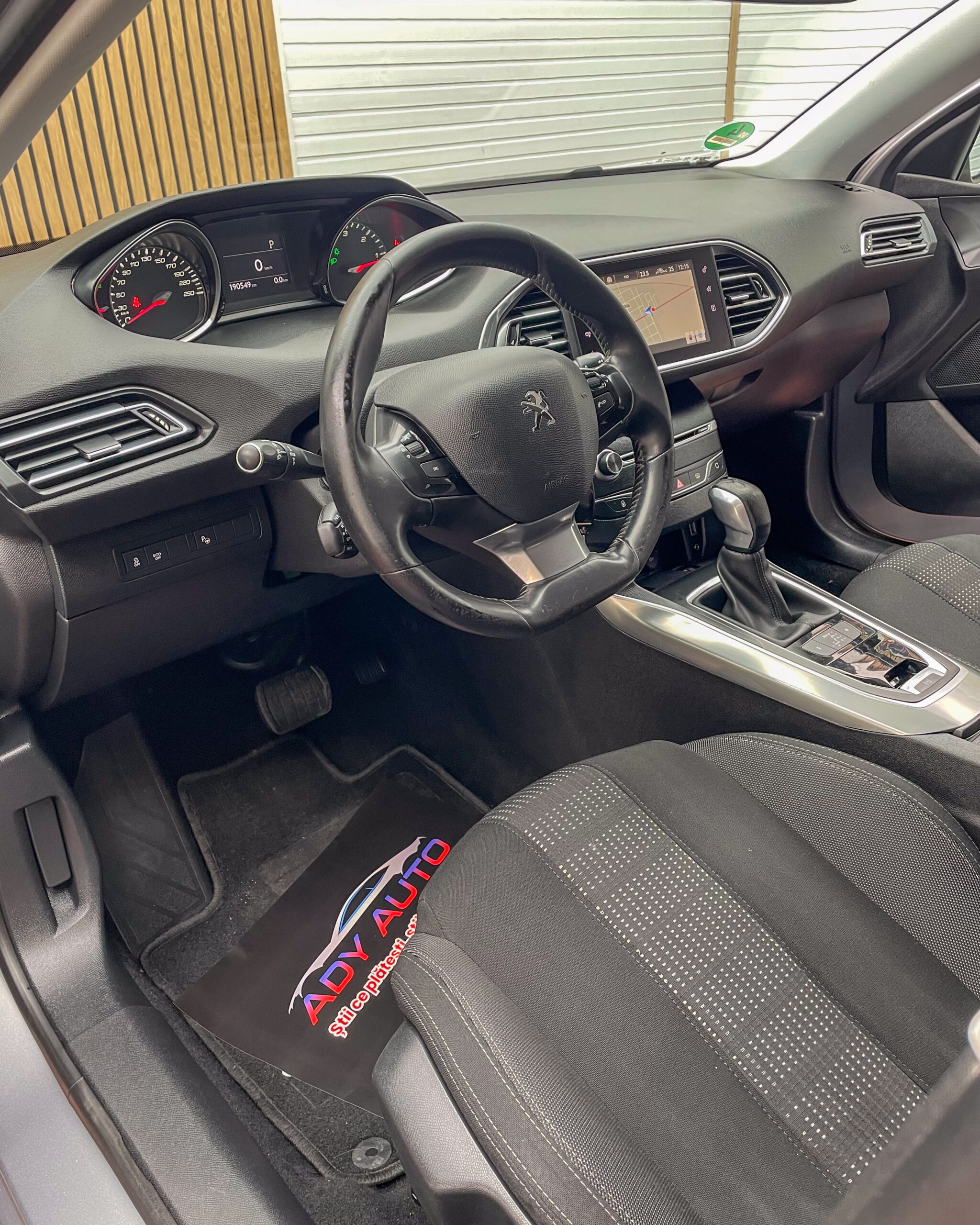 PEUGEOT 308 AUTOMAT, RAR + ITP . Livrare Gratis In Toata Tara, Garantie 12 Luni,Buy-back, Rate Fixe, TVA INCLUS SI DEDUCTIBIL