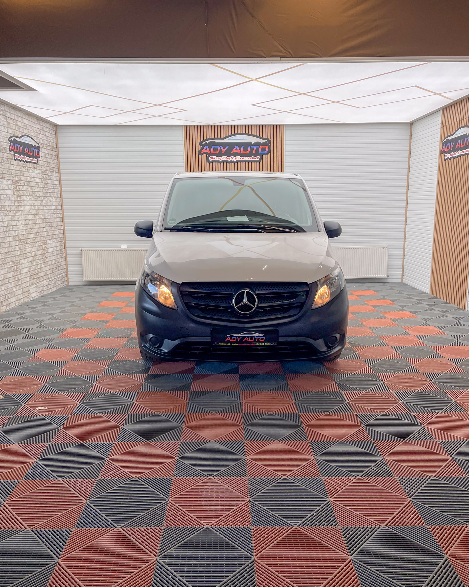 MERCEDES -BENZ VITO Lada De 2,40 Cm .( Modelul Lung ). RAR + ITP . TVA INCLUS SI DEDUCTIBIL ( Pentru Societati )Livrare Gratis In Toata Tara . Garantie 12 Luni . Km Certificati . Buy Back ( Schimburi Auto ) 