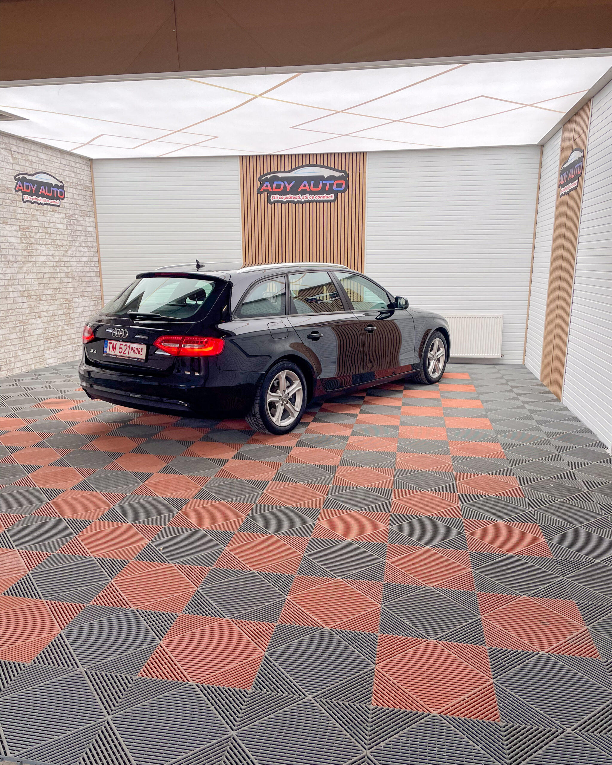AUDI A4 Quattro . 2,0 TDI . 177 Cp . Euro 5 . RAR+ITP. Garantie 12 Luni . Buy-Back.Test-Drive. Livrare In Toata Tara