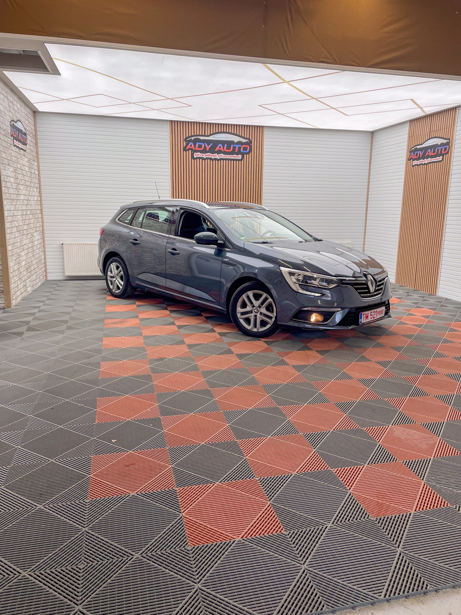 Renault Megane 1,5 DCI . An 2019. Cutie Automata . RAR+ITP. Garantie 12 Luni. Buy-Back. Nr De Probe. Livrare In Toata Tara