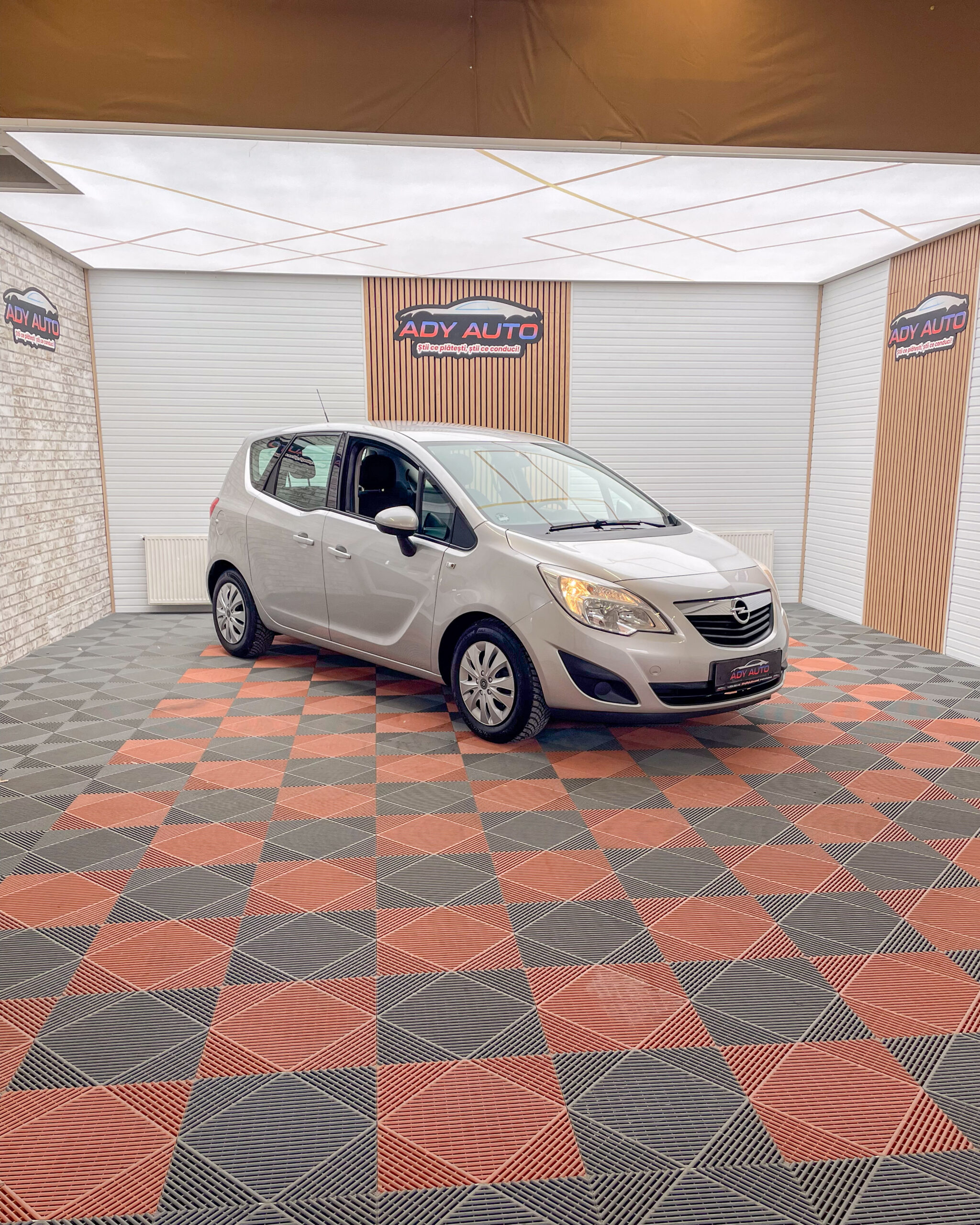 OPEL Meriva 1,4 Benzina . RAR+ITP . Garantie 12 Luni .Rate Fixe Fara Avans. Buy-Back .Test-Drive( Nr De Probe) . Livrare In Toata Tara 