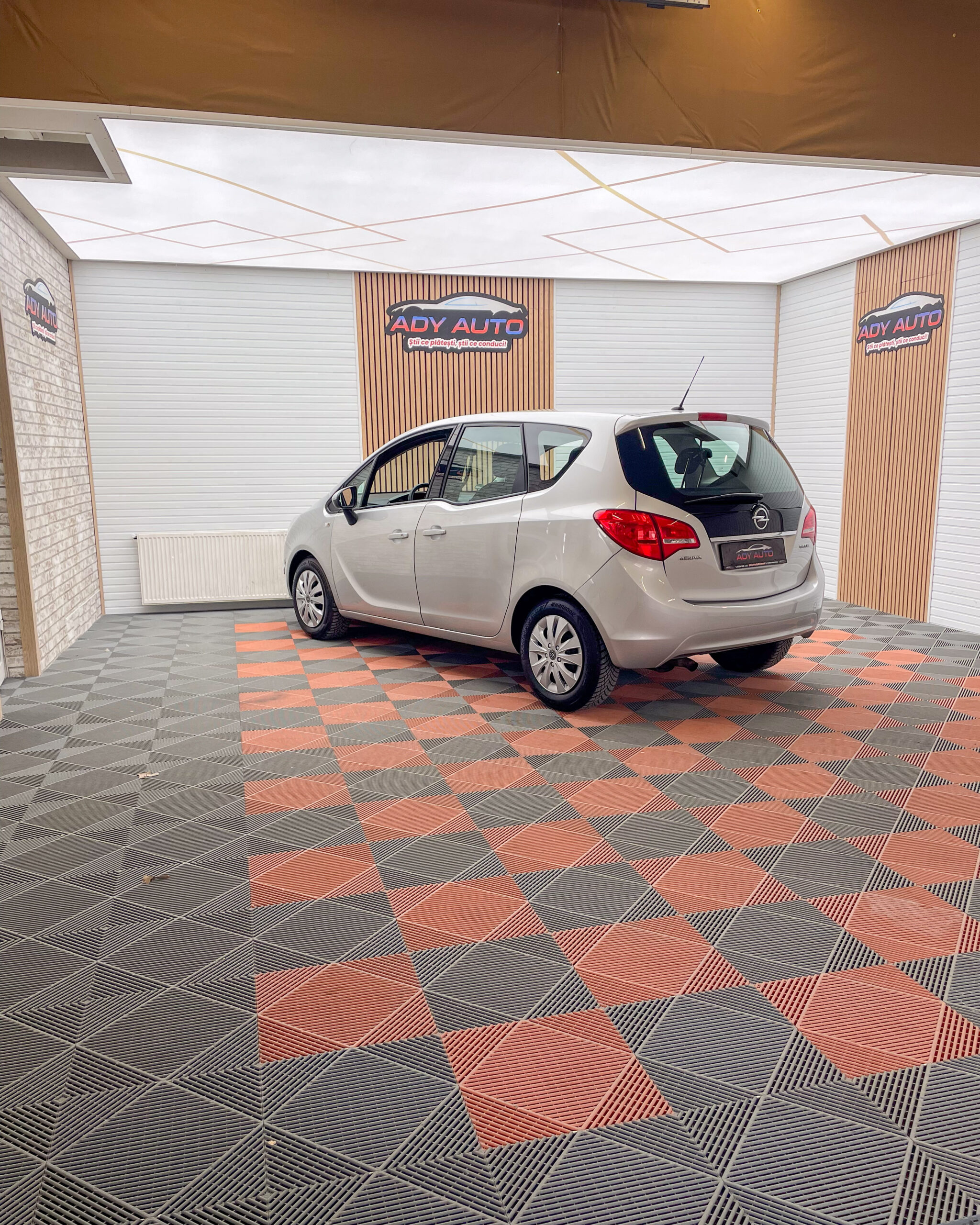 OPEL Meriva 1,4 Benzina . RAR+ITP . Garantie 12 Luni .Rate Fixe Fara Avans. Buy-Back .Test-Drive( Nr De Probe) . Livrare In Toata Tara 