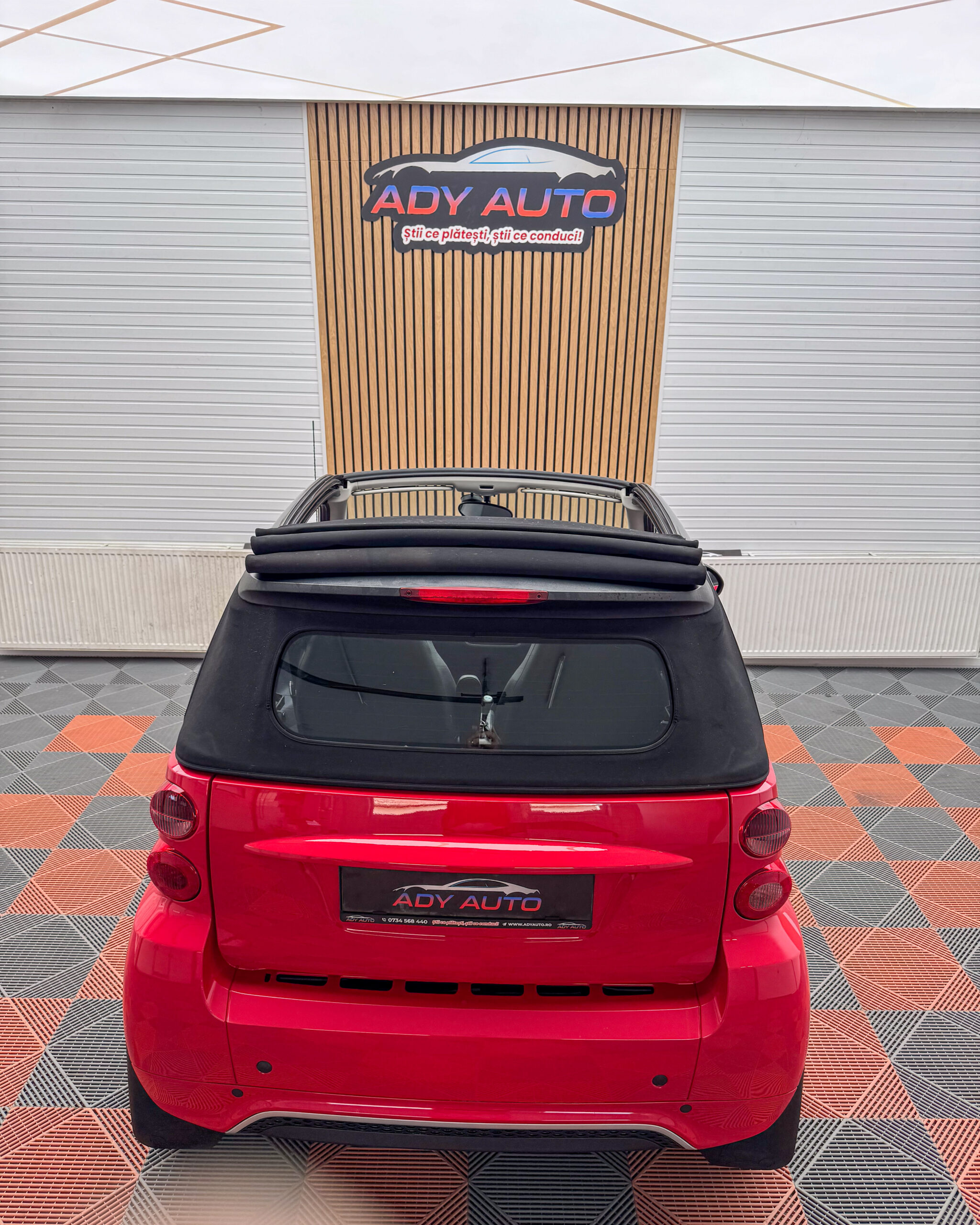 SMART FORTWO CABRIO . RAR+ITP . Garantie 12 Luni .Rate Fixe Fara Avans. Buy-Back .Test-Drive( Nr De Probe) . Livrare In Toata Tara 