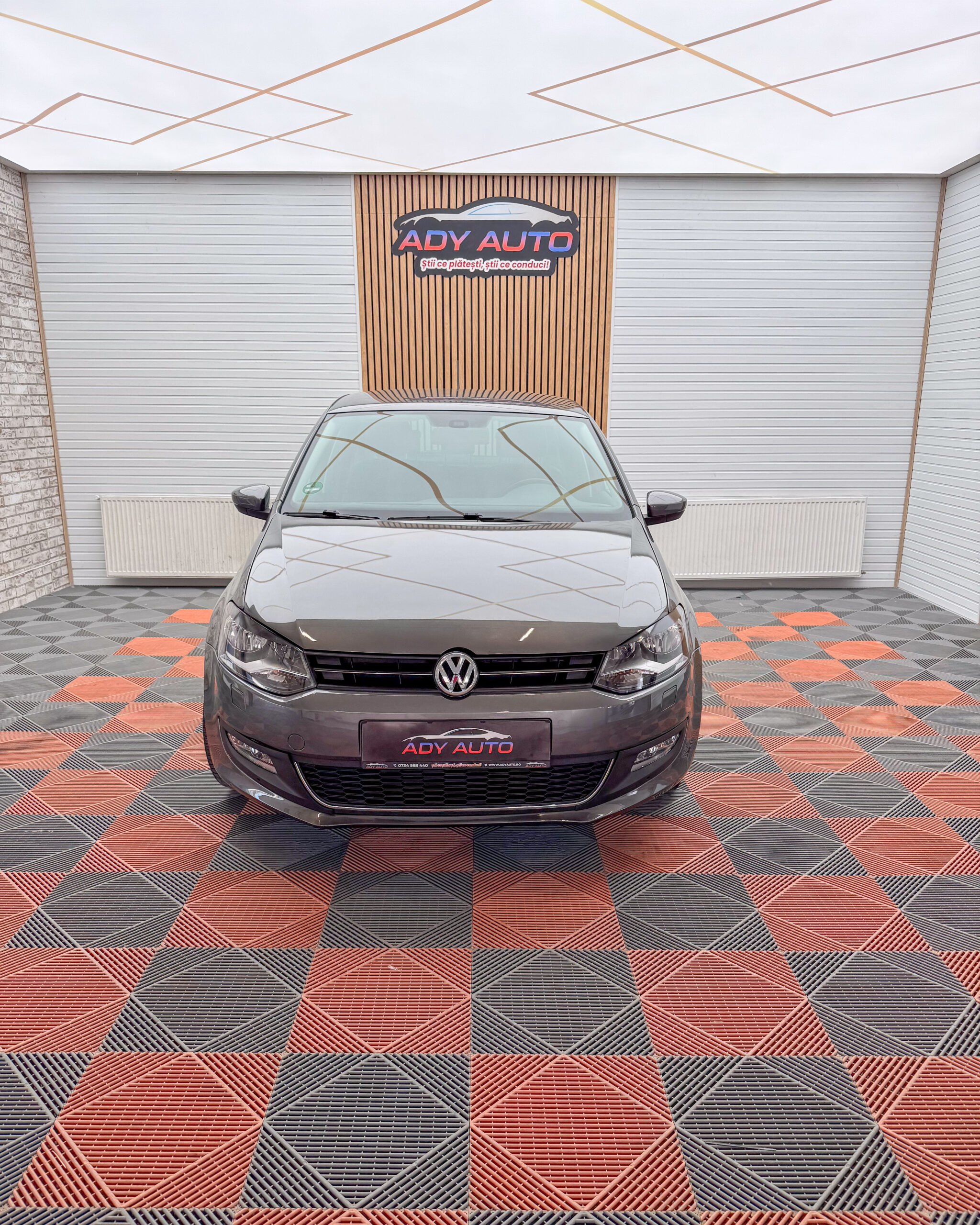 VW POLO . 1,4 Benzina . 129 000 Km . 4/5 Usi . RAR+ITP . Rate Fixe Si Fara Avans . Garantie 12 Luni . Buy-Back . Test-Drive
