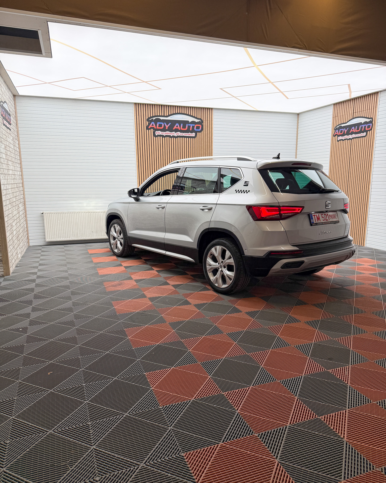 SEAT ATECA X-XPERIENCE 2,0 TDI 150 Cp . AN 17.12.2020 . Cutie Automata+ Padele . Virtual Cockpit ( Ceasuri Digitale )