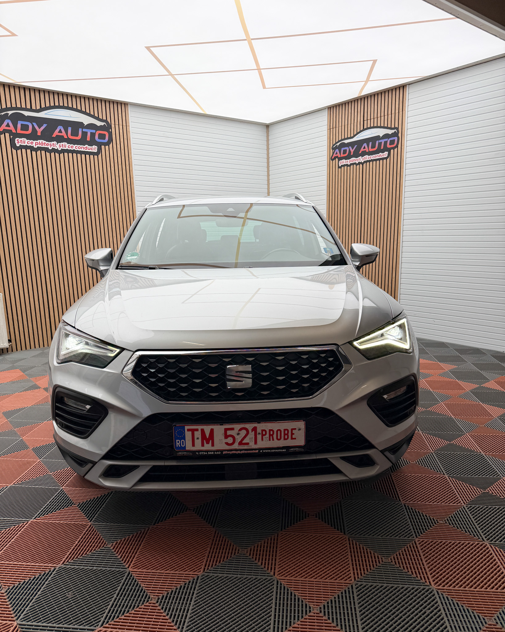 SEAT ATECA X-XPERIENCE 2,0 TDI 150 Cp . AN 17.12.2020 . Cutie Automata+ Padele . Virtual Cockpit ( Ceasuri Digitale )