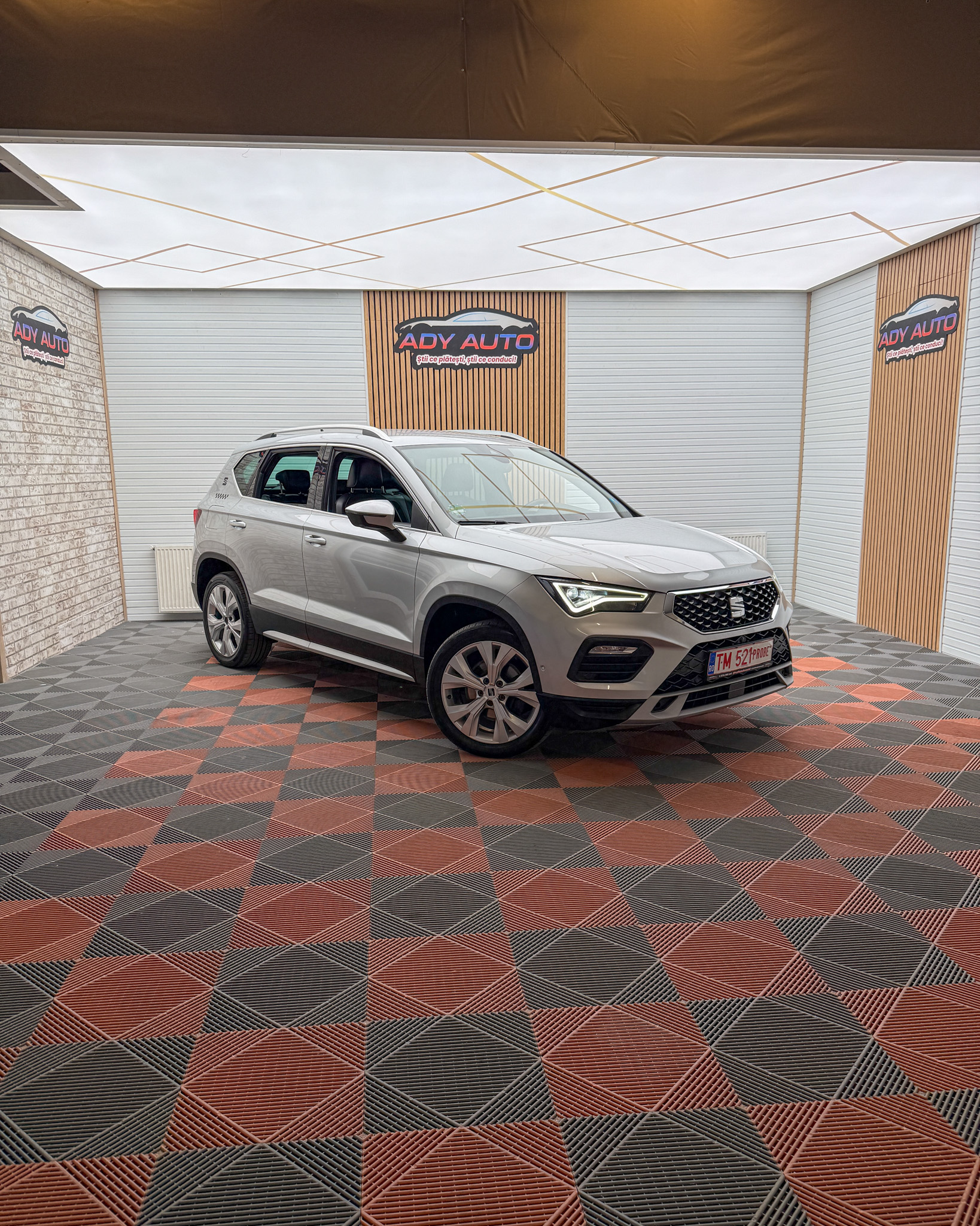 SEAT ATECA X-XPERIENCE 2,0 TDI 150 Cp . AN 17.12.2020 . Cutie Automata+ Padele . Virtual Cockpit ( Ceasuri Digitale )