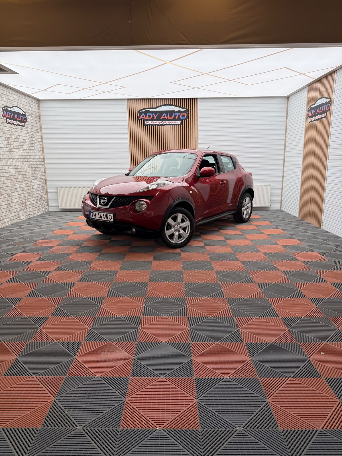 NISSAN JUKE . 1,5 DCI . Recent Inmatriculat In Romania . Rate Fixe Si Fara Avans . Garantie 12 Luni . Buy-Back . Test-Drive