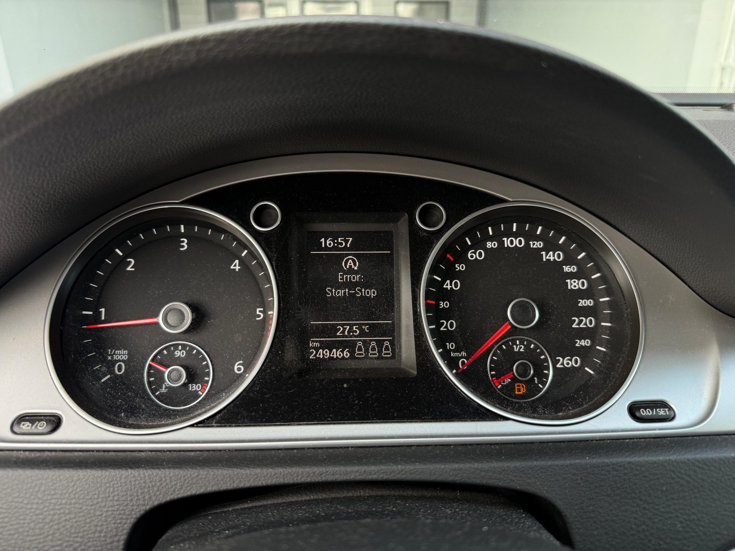 VW PASSAT 2,0 TDI . An 2012 / 11 . Euro 5 
