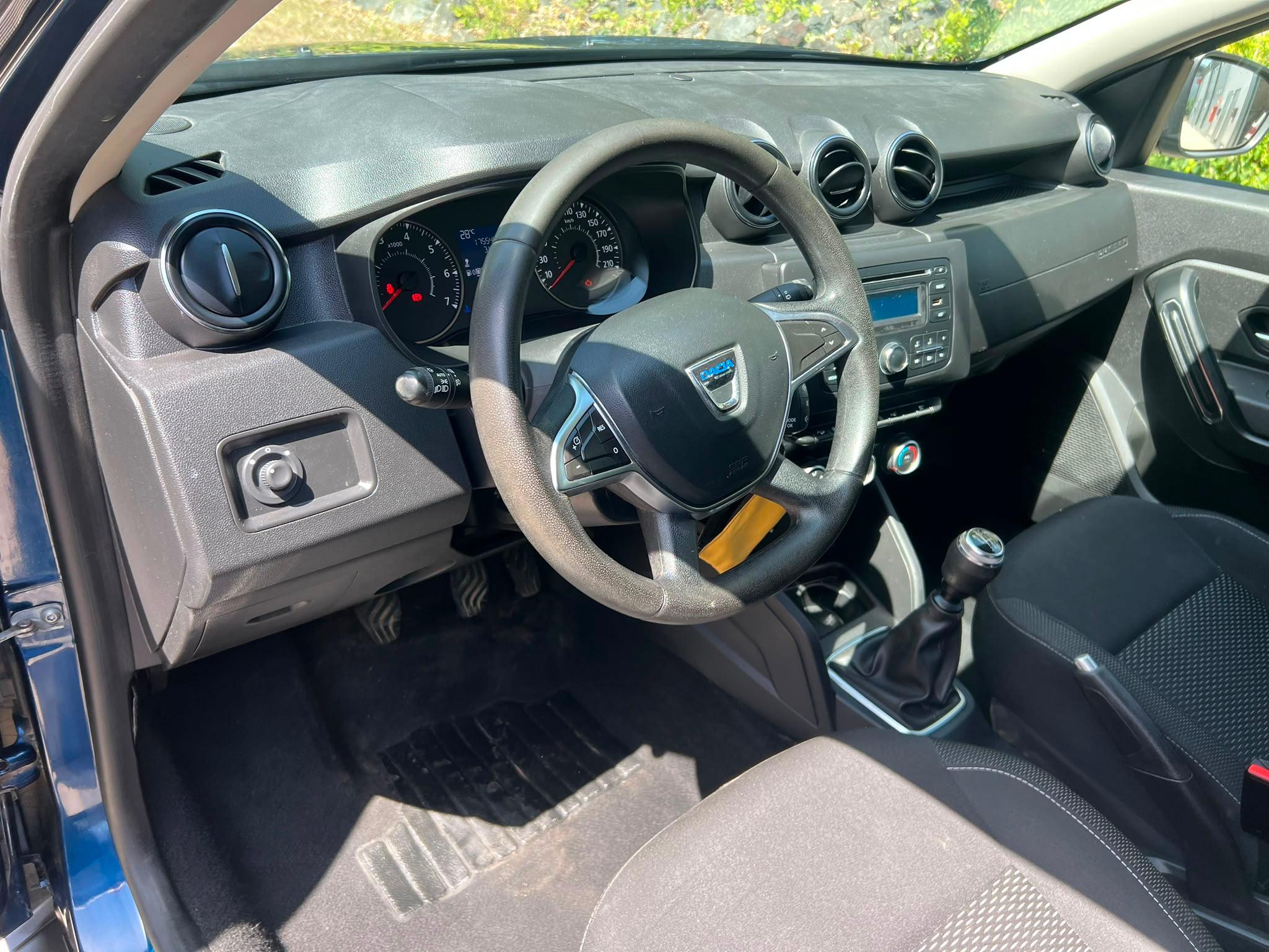 In Curand !! Duster 1,2 Benzina 125 Cp . An 2018 / Decembrie . 4x4 La Buton 